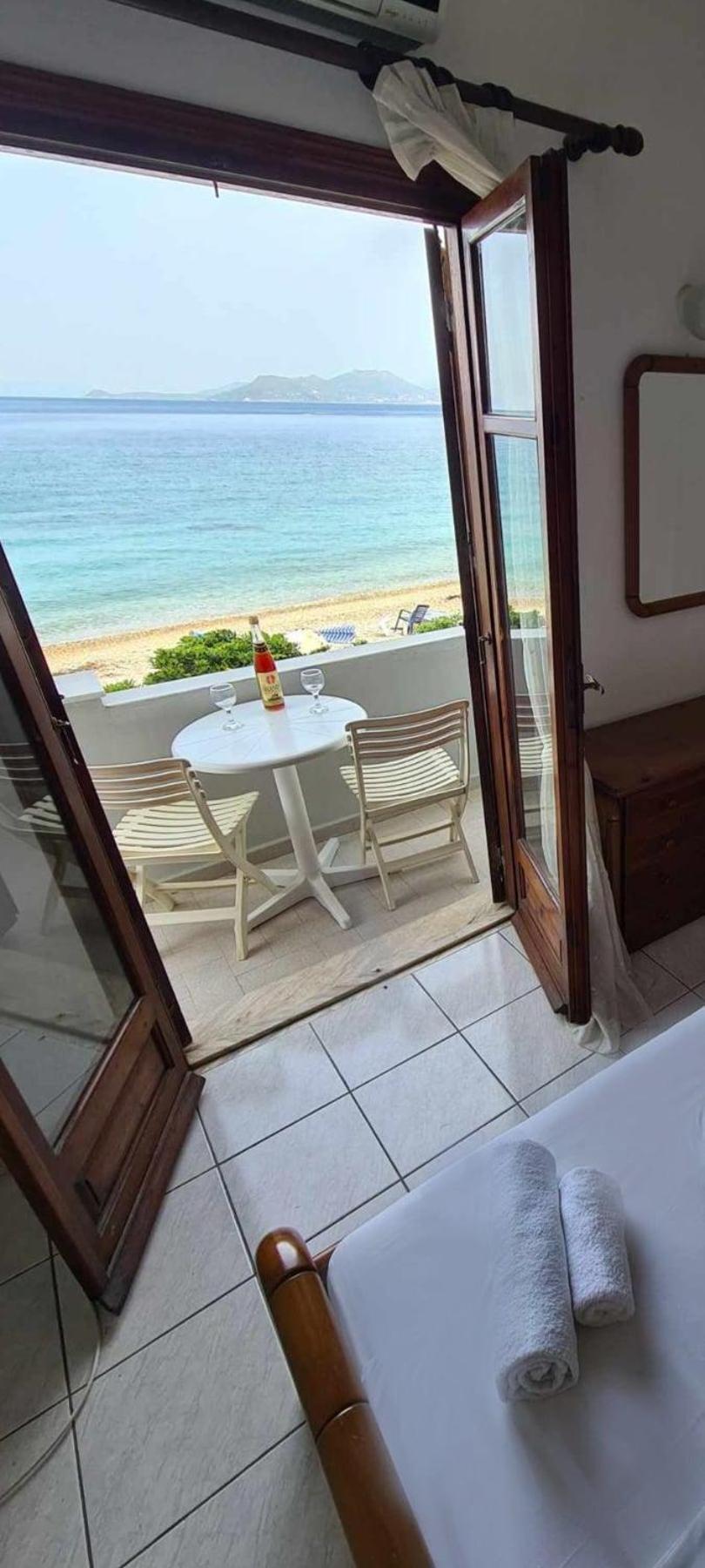 Beach House Antonis Avlakia Екстериор снимка